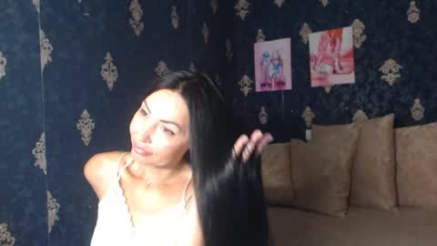 EmmaGoldX online show from July 25, 2026, 10:13 am