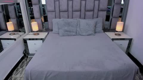 EMMA HILL online show from November 11, 2025, 11:21 am