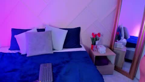 Snapshot of emmajohanson chatting on October 4, 2025, 8:18 pm emmajohanson online show from October 4, 2025, 8:18 pm