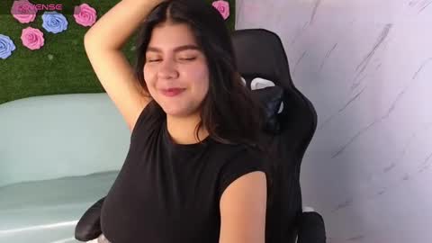 Emma online show from December 19, 2024, 8:13 pm