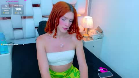 Snapshot of emmalodgge chatting on July 3, 2026, 8:48 pm emmaLogge online show from July 3, 2026, 8:48 pm