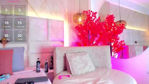 emmalove01 online show from March 27, 2026, 2:39 am