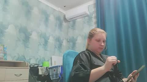 emmamelody online show from October 10, 2025, 7:02 pm