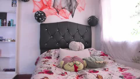 Emmantho online show from October 20, 2025, 7:03 pm