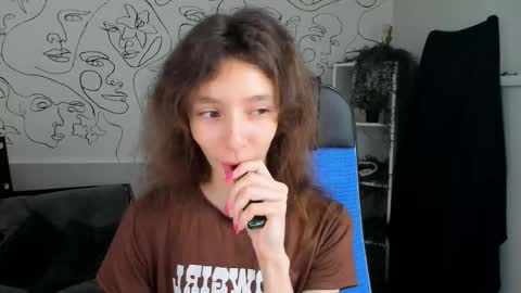 emmanuellbrown online show from October 19, 2025, 4:13 am