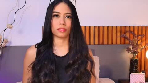 Emma Saint online show from September 27, 2025, 12:26 am