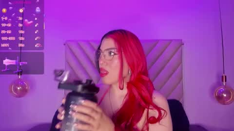 Emma online show from November 3, 2025, 2:24 am