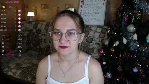 Mia online show from December 14, 2024, 1:38 pm