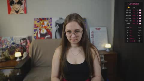 Mia online show from November 10, 2025, 5:23 pm