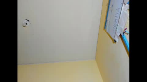 Snapshot of emmawuilian chatting on December 2, 2024, 4:53 am hi im emmalina welcome to your happy place online show from December 2, 2024, 4:53 am