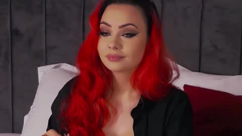 Emm online show from November 21, 2025, 5:50 am