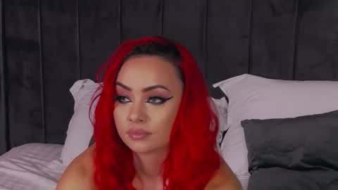 Snapshot of emmelyn_ chatting on February 6, 2026, 8:40 am Emm online show from February 6, 2026, 8:40 am