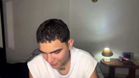 Snapshot of emmett_00 chatting on October 21, 2025, 3:18 am emmett_00 online show from October 21, 2025, 3:18 am