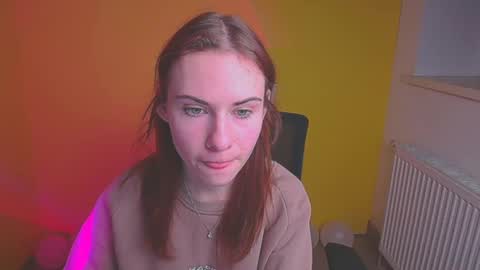 Emmi online show from February 18, 2025, 12:17 pm