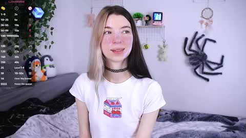 emmie_everly online show from December 19, 2025, 11:50 am