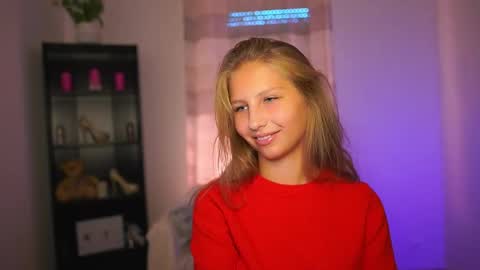 Emmie online show from September 27, 2025, 1:16 pm