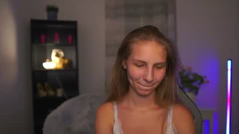 Snapshot of emmie_murray chatting on July 3, 2026, 7:09 pm Emmie online show from July 3, 2026, 7:09 pm