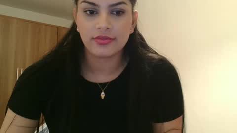 Snapshot of emmie_xxx chatting on December 3, 2024, 3:11 pm emmie online show from December 3, 2024, 3:11 pm