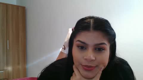 Snapshot of emmie_xxx chatting on December 5, 2024, 2:22 pm emmie online show from December 5, 2024, 2:22 pm