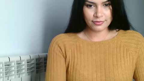 Snapshot of emmie_xxx chatting on January 14, 2025, 11:31 am emmie online show from January 14, 2025, 11:31 am