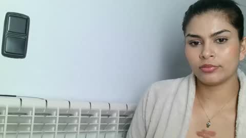 Snapshot of emmie_xxx chatting on January 23, 2025, 3:11 pm emmie online show from January 23, 2025, 3:11 pm