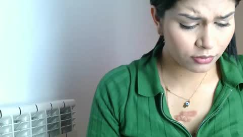 Snapshot of emmie_xxx chatting on February 17, 2025, 8:30 am emmie online show from February 17, 2025, 8:30 am