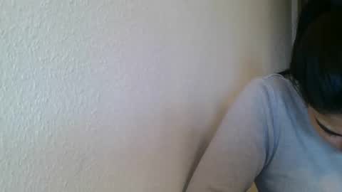 emmie online show from December 17, 2025, 8:53 am