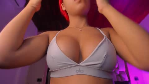 Snapshot of emmily_savage chatting on February 23, 2026, 12:13 pm online show from February 23, 2026, 12:13 pm