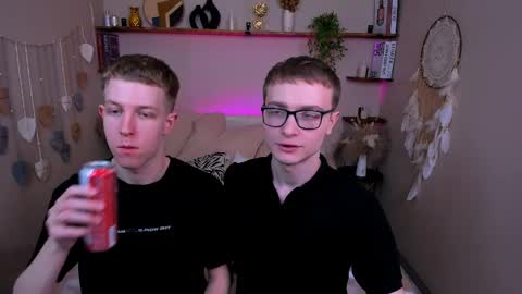 Emmit online show from April 3, 2026, 3:32 pm