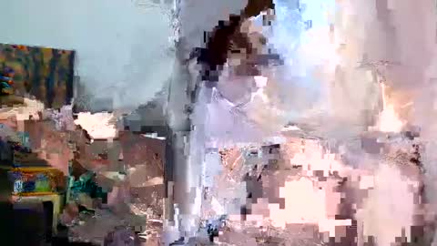 emmy___lee online show from January 6, 2025, 5:52 am