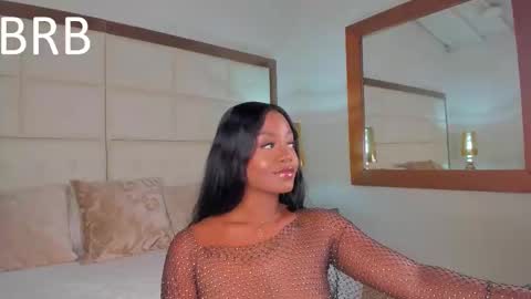 emmy_jacksson online show from October 14, 2025, 3:24 pm
