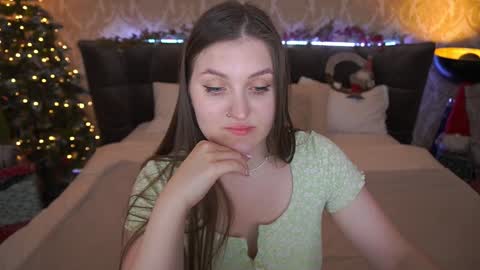 E M M Y online show from December 25, 2024, 9:56 am