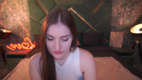 E M M Y online show from October 1, 2025, 5:57 am