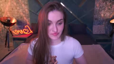 E M M Y online show from March 29, 2026, 5:51 am