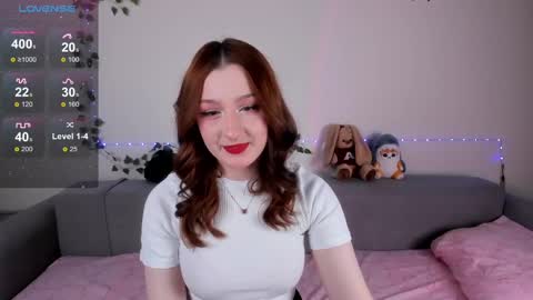 Snapshot of emmyflower chatting on February 25, 2025, 5:36 pm emmyflower online show from February 25, 2025, 5:36 pm