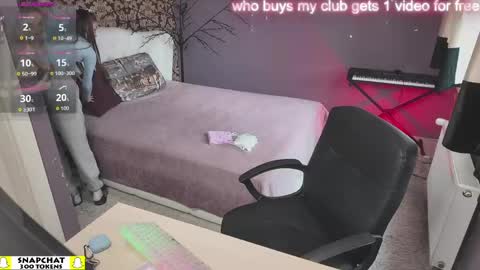 Emmy online show from April 24, 2026, 11:56 am