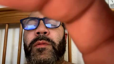 Snapshot of emoney04 chatting on December 12, 2024, 11:03 pm emoney04 online show from December 12, 2024, 11:03 pm