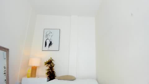 Mili online show from October 25, 2025, 1:07 pm