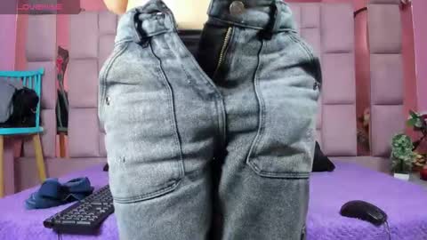 emy_latin online show from January 14, 2026, 9:20 pm