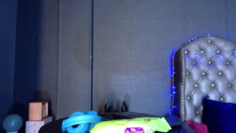 Snapshot of enchantressqueen chatting on January 8, 2026, 11:56 am EnchantressQueen online show from January 8, 2026, 11:56 am