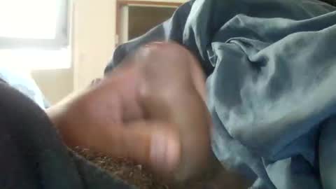 Snapshot of encormoi chatting on May 13, 2026, 6:33 am encormoi online show from May 13, 2026, 6:33 am