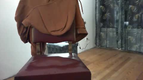 endearment115 online show from October 30, 2025, 2:07 pm