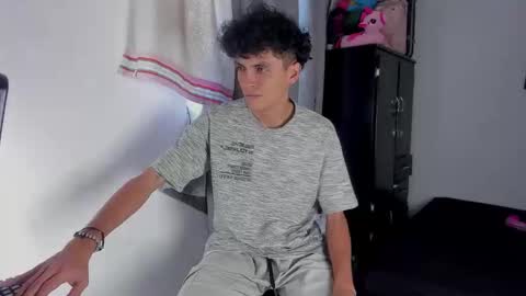 Salo online show from March 29, 2026, 6:19 pm