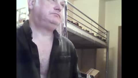 englishguysurrey online show from February 9, 2026, 6:50 am