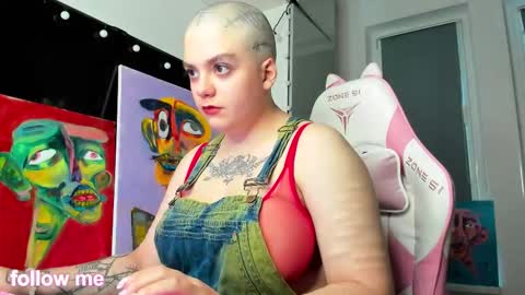 Snapshot of enigmastella chatting on December 19, 2025, 11:06 am enigmastella online show from December 19, 2025, 11:06 am