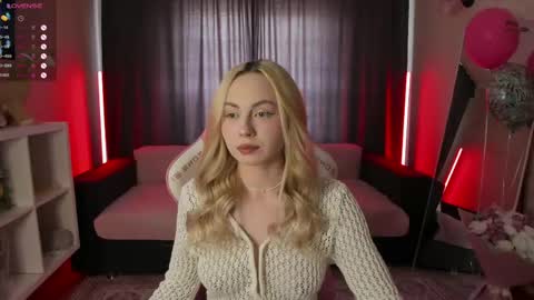 Maria and James online show from April 28, 2026, 10:42 am