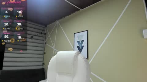 Enma clark online show from September 28, 2025, 4:07 am