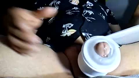 Snapshot of enri1212 chatting on November 18, 2025, 6:34 pm enri1212 online show from November 18, 2025, 6:34 pm