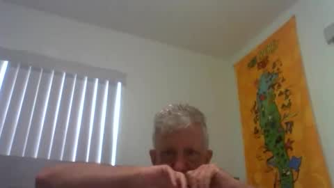 Snapshot of enrique43a chatting on May 11, 2026, 6:27 pm Enrique online show from May 11, 2026, 6:27 pm