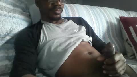 Envyme2017 online show from March 6, 2025, 8:05 pm